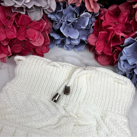 3 in 1 Fleece Lined Beanie Ring Scarf Ponytail Hat - Picture 6 of 16